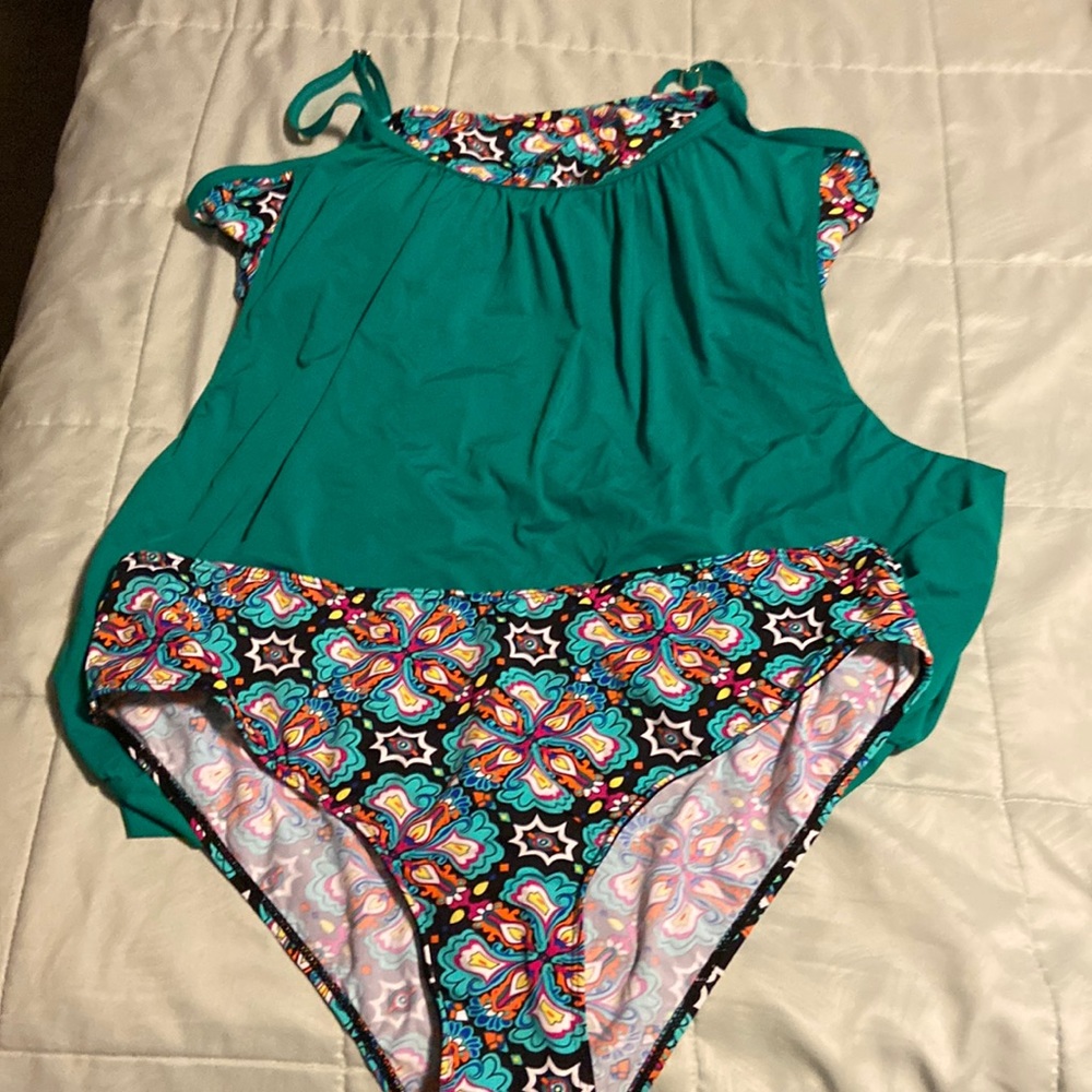 Two piece Green suit